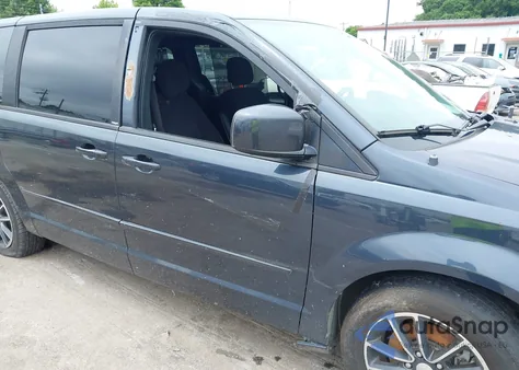 2013 Dodge Grand Caravan Sxt z USA, uszkodzony, nr VIN 2C4RDGCG3DR804026